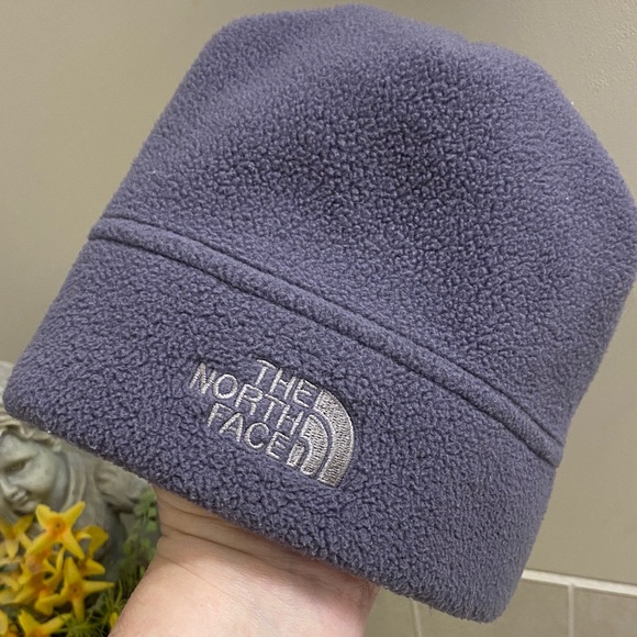 The North Face Men's Dark Gray Fleece Hat - Picture 3 of 6
